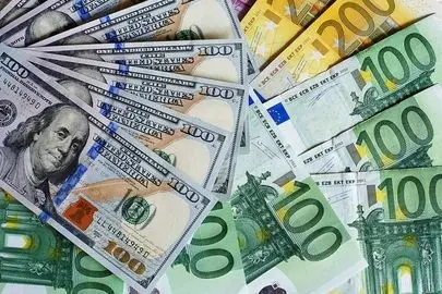قیمت دلار و انواع ارز امروز ۶ آبان + جدول