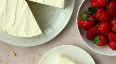 چیزکیک وانیلی بدون پخت؛ دسر شیک با کمترین دردسر+تصاویر