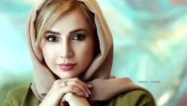 شبنم قلی‌خانی در کنسرت خواننده مشهور آن‌ورِ آبی
