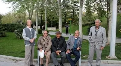 مبلغ عیدی بازنشستگان تعیین تکلیف شد/ عیدی بازنشستگان تامین اجتماعی ۲ برابر می‌شود؟
