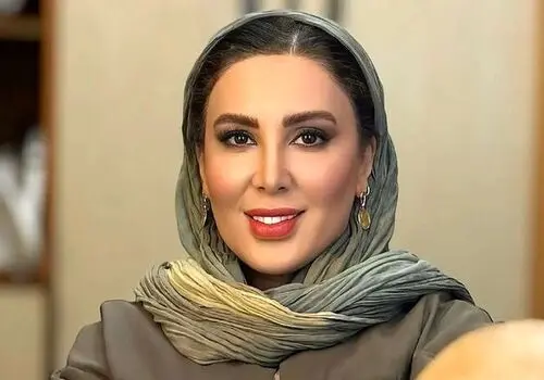 عکس بامزه از لیلا بلوکات و حیوان خانگی‌اش