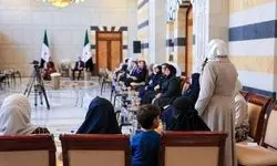 قاب متفاوت از جولانی و همسرش در یک مراسم/عکس