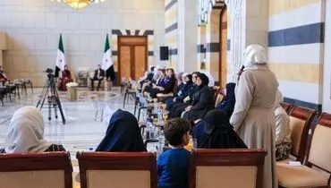 قاب متفاوت از جولانی و همسرش در یک مراسم/عکس