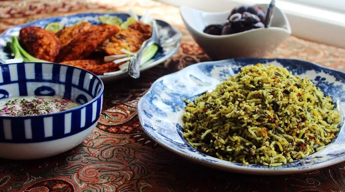 ناهار فرداست باشه: یک غذای خوشعطر و متنوع؛ سبزی پلوی مخلوط