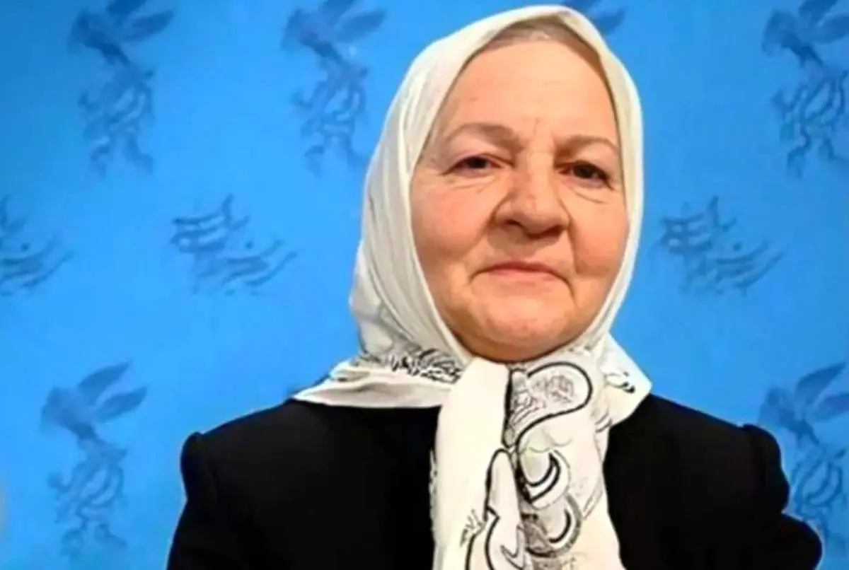 «رابعه مدنی» در دوران کودکی و در اواخر دهه 20