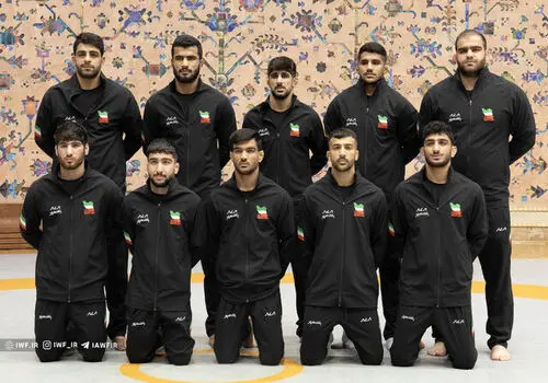 ایمان محمدی قهرمان کشتی فرنگی امیدهای جهان شد