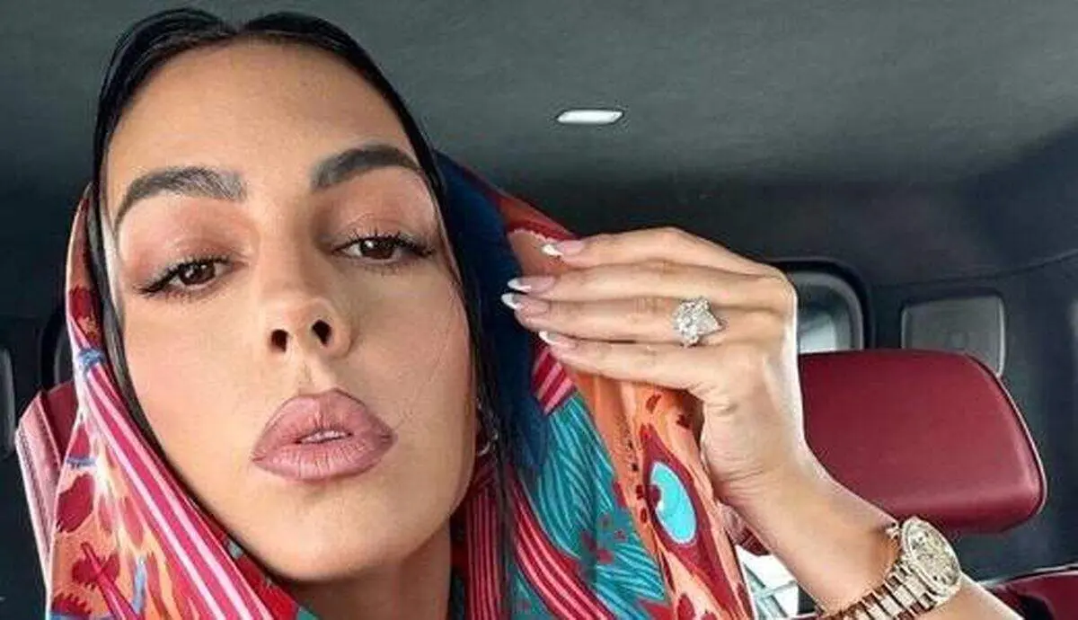حضور جورجینا و بچه‌های رونالدو در یک مراسم مذهبی+ عکس