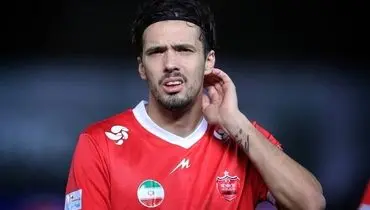 هافبک خارجی پرسپولیس: قلبم با مردم ایران است +عکس