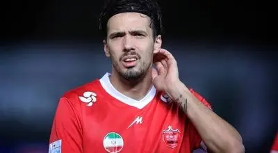 هافبک خارجی پرسپولیس: قلبم با مردم ایران است +عکس