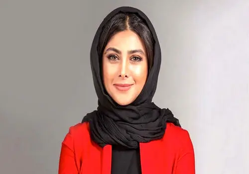 تصویری از آزاده صمدی بعد از ورود به دنیای مدلینگ