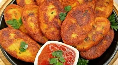 طرز تهیه کوکو سیب‌زمینی؛ آموزش مرحله به مرحله