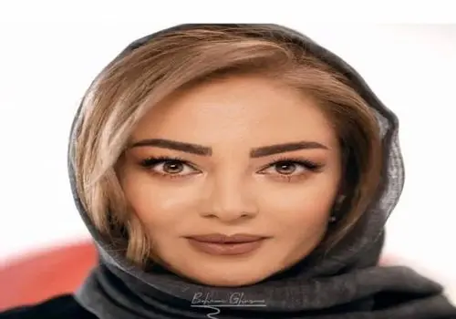 رزیتا غفاری و عکس جنجالی در حال بازی گلف