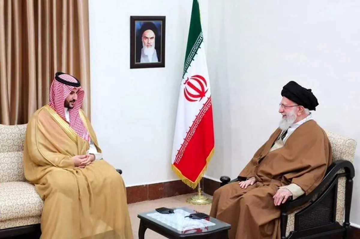علت سفر وزیر دفاع عربستان به ایران چه بود؟

