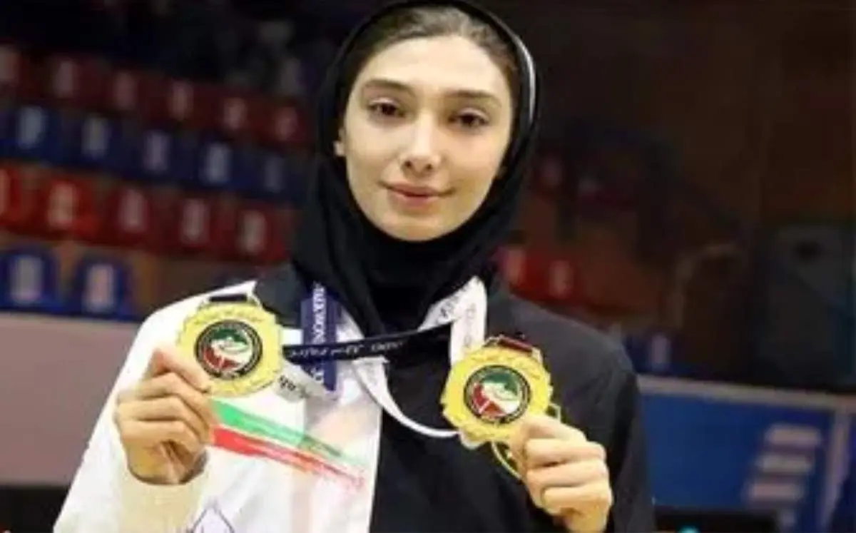 استوری مبینا نعمت زاده برای بندرعباس