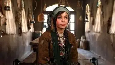 استایل خاص سوگل خلیق در عکسی سیاه و سفید