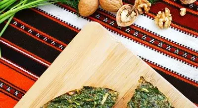 ناهارت با من: طرز تهیه کوکو شوید باقلا؛ غذای آسان و خوشرنگ!