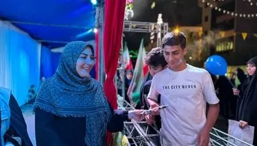 تصاویری متفاوت از پذیرایی المیرا شریفی‌مقدم در تجمع تهران + فیلم