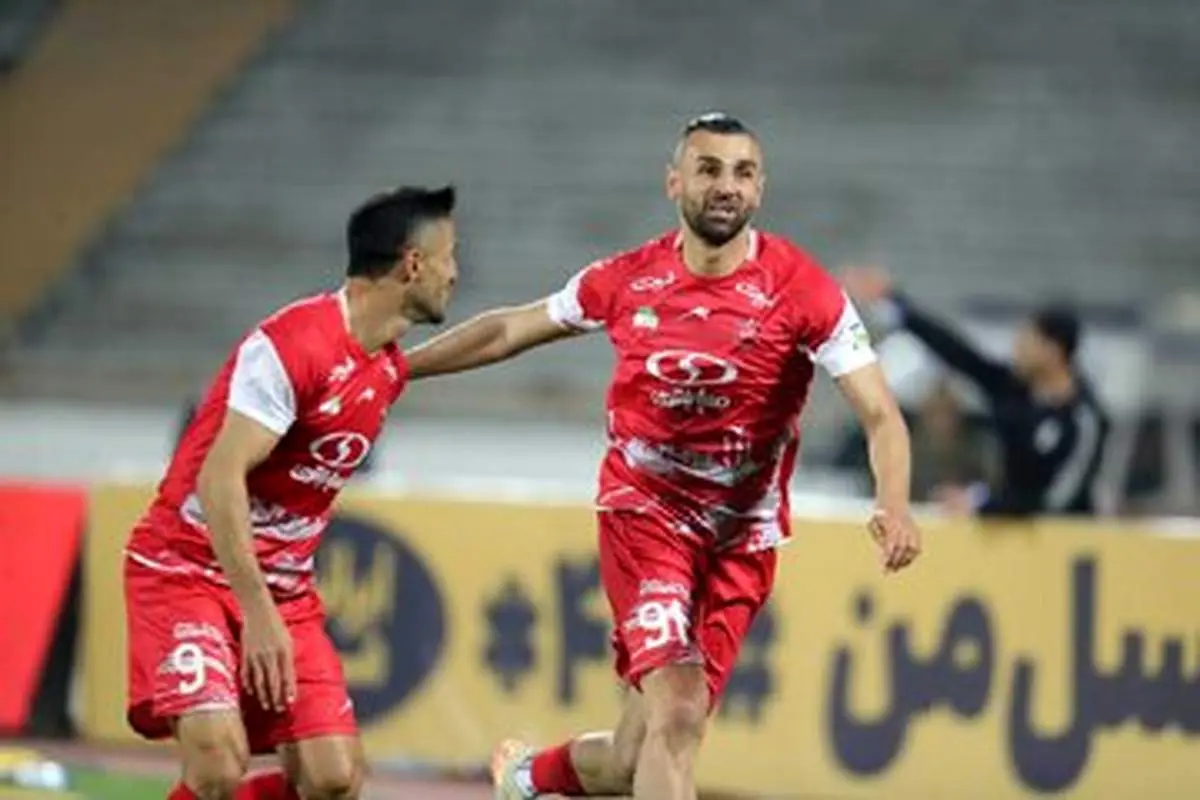 پسر سردار، مهمان ویژه رختکن پرسپولیس+ عکس