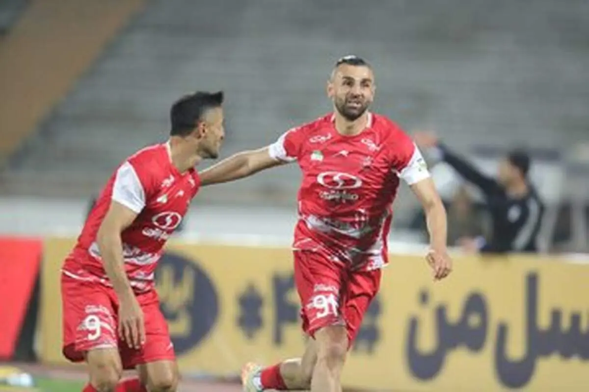  پسر سردار، مهمان ویژه رختکن پرسپولیس+ عکس 