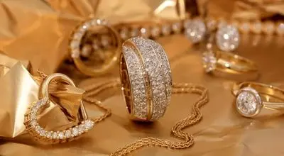 آخرین قیمت طلا و سکه امروز جمعه ۹ آبان ۱۴۰۴
