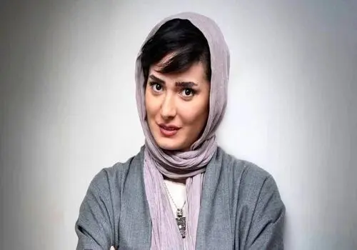 عکس باورنکردنی از مینا وحید روی درخت 