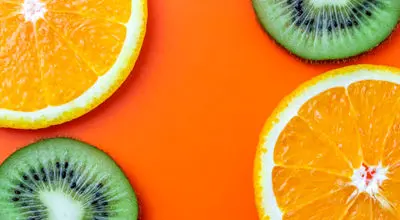 کیوی یا پرتقال؛ کدام منبع غنی‌تر ویتامین C است؟

