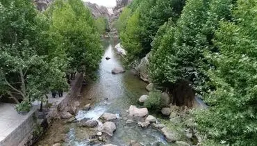 اتفاقی عجیب در ایلام؛ خانه‌ای که چشمه شد!+ فیلم