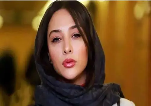  «آناهیتا درگاهی» در سال های نخست تولد؛ اواخر دهه 60