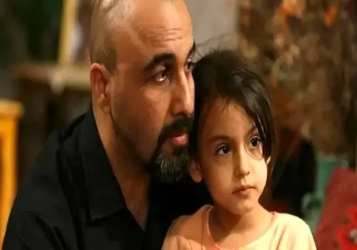 از «درسا کوچولو» تا استایل کلاسیک؛ تغییر چهره خیره‌کننده نیکی نصیریان در ۲۲ سالگی