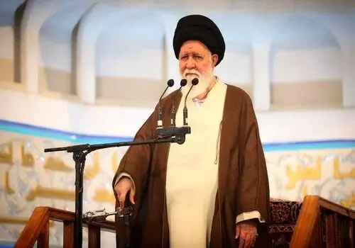 زهرا داوودنژاد از رهبر شهید نوشت؛ «نام او در تاریخ ماندگار خواهد شد»