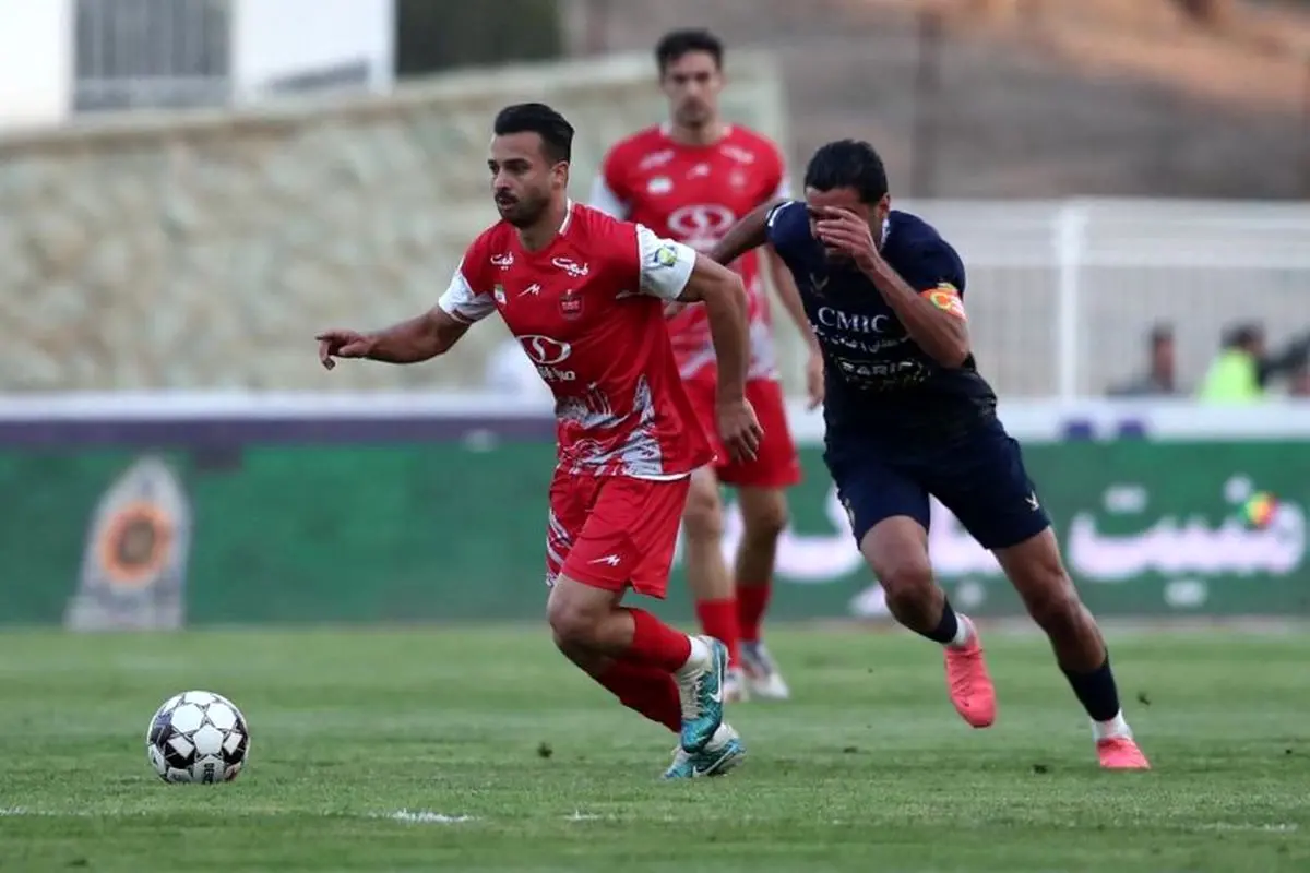 گزارش زنده: چادرملو 0 - پرسپولیس 1 / بازگشت به کورس قهرمانی