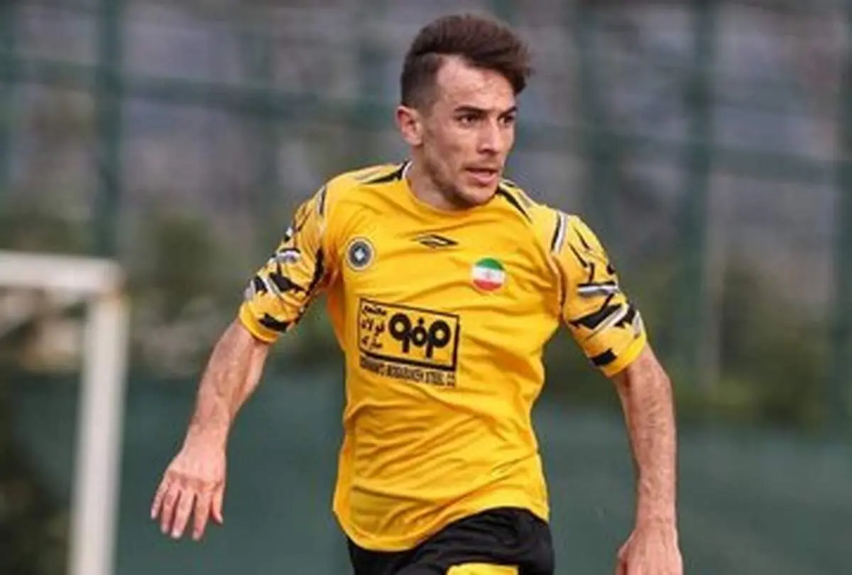 فرشاد احمدزاده با پرسپولیس به توافق رسید
