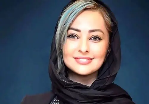 عکس جالب نفیسه روشن هنگام کوهنوردی 
