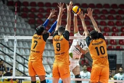 تقابل داغ شهداب یزد و سپاهان؛ حساس‌ترین جدال هفته هفتم لیگ برتر والیبال + عکس