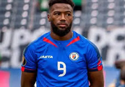 مهاجم استقلال باز هم جا ماند؛ تصمیم جنجالی کادرفنی