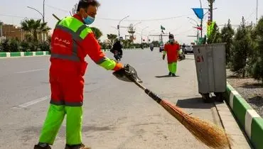 برپایی جشن تولد نظافتچی توسط دخترش در خیابان+ فیلم