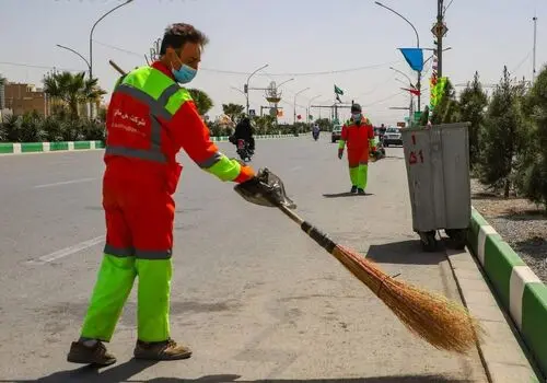 خانم نظافتچی ۳ میلیارد به جیب زد و فرار کرد!
