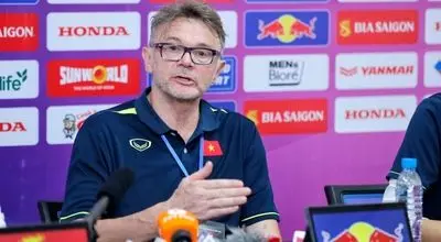 واکنش سرمربی فرانسوی به حضورش در پرسپولیس