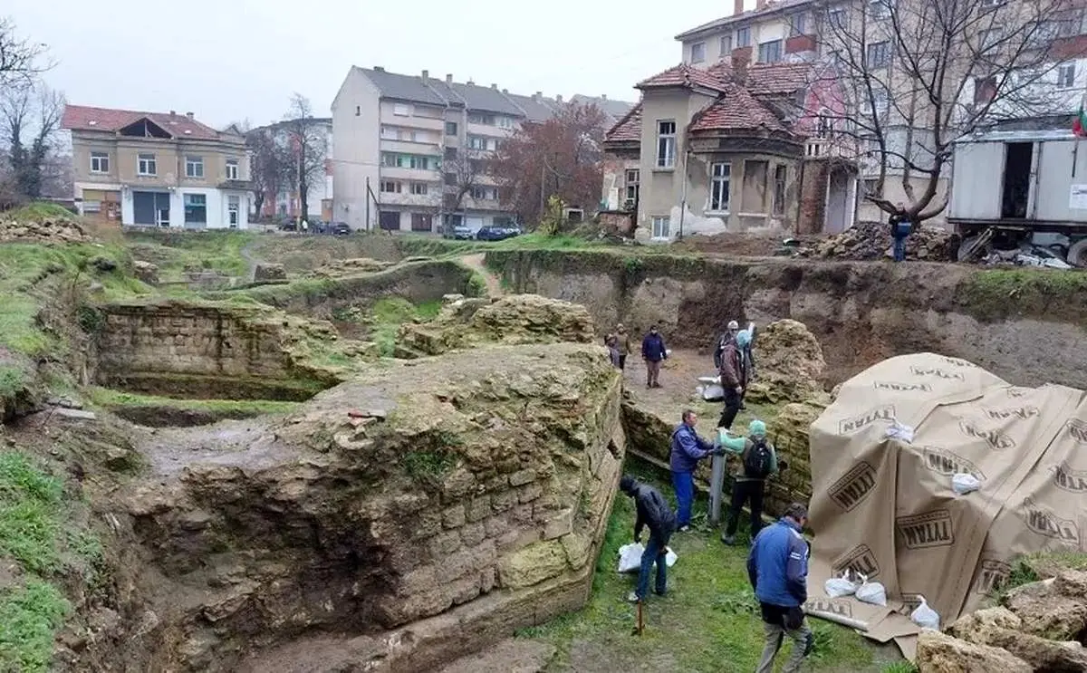 حلقۀ ازدواج ۱۸۰۰ ساله از دل ویرانه‌های روم بیرون آمد + عکس