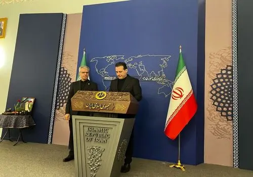 بقایی: ایرانیان در برابر قلدری سر خم نمی‌کنند