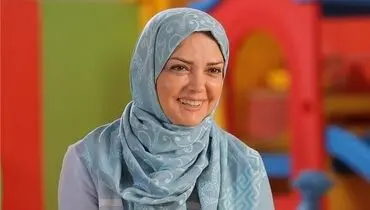 تصاویری از مجری محبوب دهه ۶۰ در دیزنی‌لند

