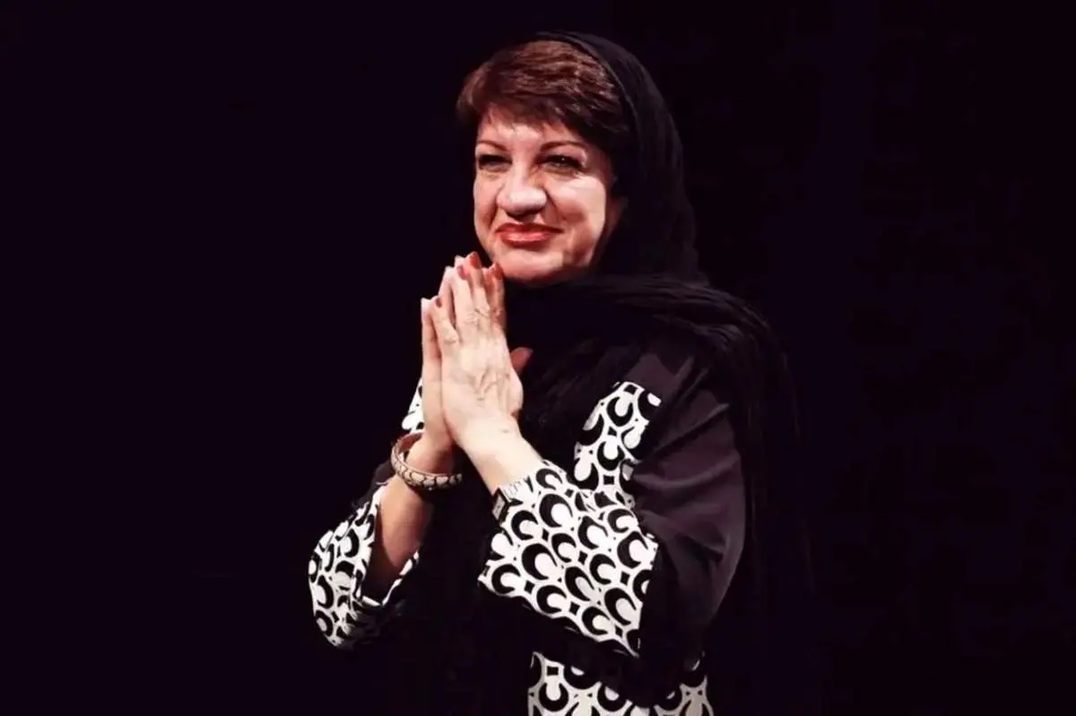 وقتی یک هنرمند پیشکسوت مرزهای مد را جابه‌جا می‌کند: استایل ناهید مسلمی در گردهمایی هنری!