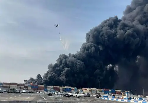 ۷ روز پس از حادثهٔ بندر شهید رجایی/عکس
