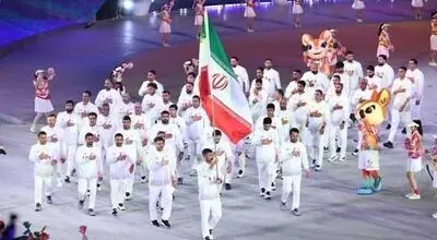 رژه کاروان ایران در بازی‌های آسیایی ناگویا؛ قاب‌هایی دیدنی از حضور ملی‌پوشان+تصاویر