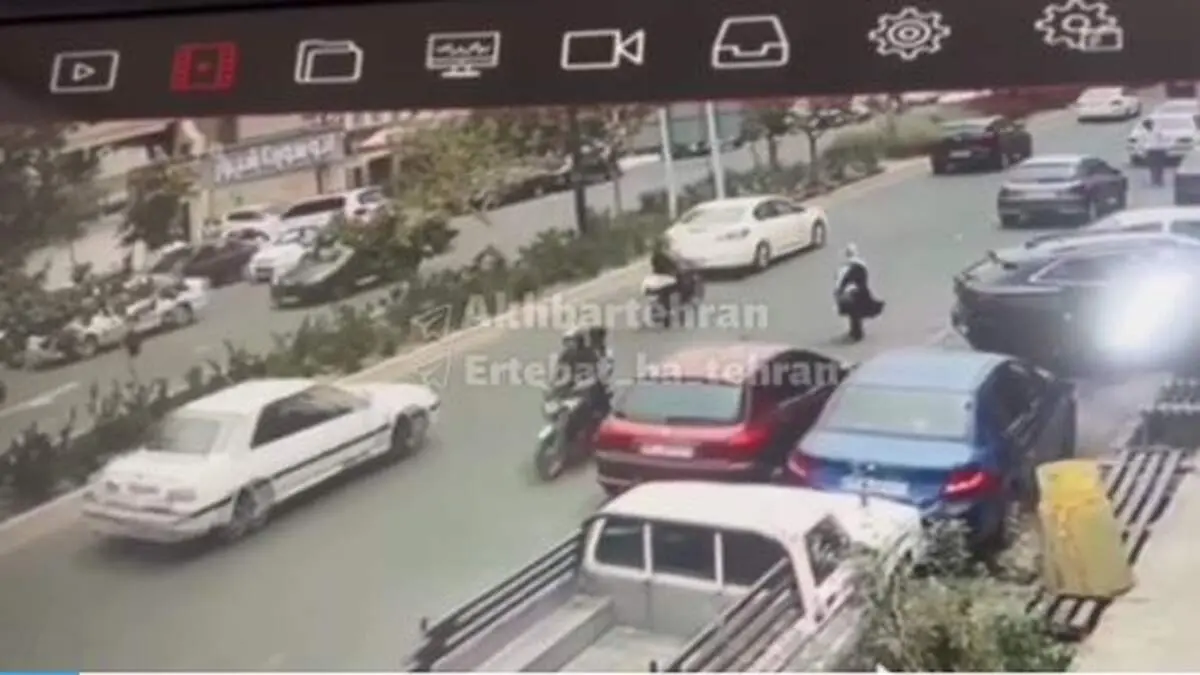سرقت وحشیانه گردنبند از یک زن در بلوار دریا سعادت‌آباد تهران + ویدیو