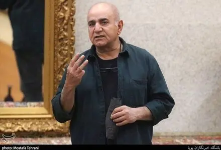 پرویز پرستویی: یکی از مراکز نظامی به خاک و خون کشیده شد! + فیلم