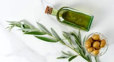 تشخیص روغن زیتون اصل با ۳ ترفند ساده