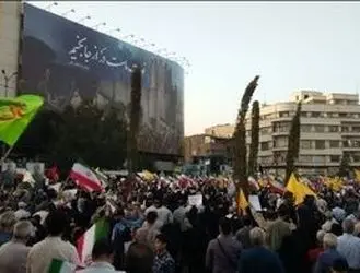 تجمع تهرانی‌ها برای تقدیر از نیروهای مسلح برگزار شد