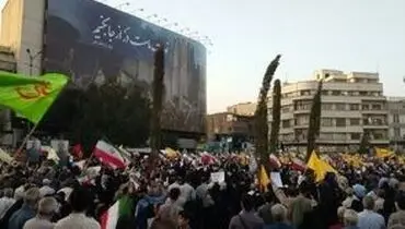 تجمع تهرانی‌ها برای تقدیر از نیروهای مسلح برگزار شد