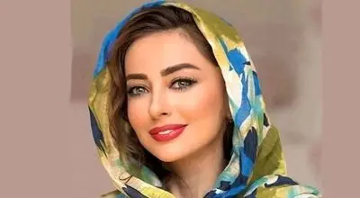 استایل تمام‌صورتی نفیسه روشن در کنار حیوان خانگی‌اش!